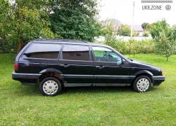 Універсал 5 дверей Volkswagen Passat III (B3) 1991 у Яворові