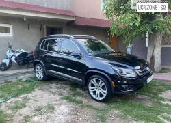 Позашляховик 5 дверей Volkswagen Tiguan 2016 у Переяславі