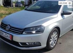 Универсал 5 дверей Volkswagen Passat VII (B7) 2011 в Киеве