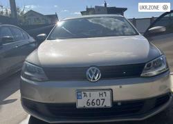 Седан Volkswagen Jetta VI 2013 в Киеве
