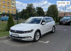 Универсал 5 дверей Volkswagen Passat VIII (B8) 2017 в Луцке