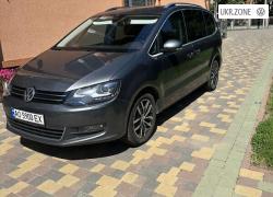 Минивэн Volkswagen Sharan II Рестайлинг 2016 в Иршаве
