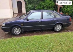 Седан Volkswagen Passat 1994 в Львове