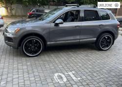 Внедорожник 5 дверей Volkswagen Touareg II 2012 в Одессе