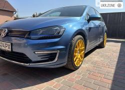 Volkswagen Golf 2016 в Киеве