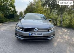 Седан Volkswagen Passat VIII (B8) 2016 в Ивано-Франковске