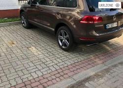 Внедорожник 5 дверей Volkswagen Touareg 2010 в Львове