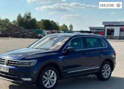 Внедорожник 5 дверей Volkswagen Tiguan 2016 в Сарнах
