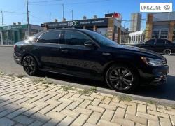 Седан Volkswagen Passat VIII (B8) 2017 в Киеве