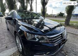 Седан Volkswagen Passat VIII (B8) 2016 в Ровно