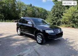 Внедорожник 5 дверей Volkswagen Touareg I 2005 в Залещиках