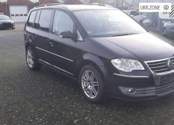 Компактвэн Volkswagen Touran I Рестайлинг 2007 в Могилев-Подольском
