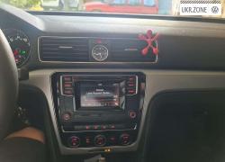 Седан Volkswagen Passat VIII (B8) 2017 в Черновцах