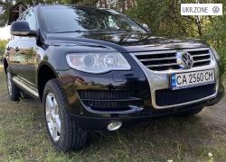 Внедорожник 5 дверей Volkswagen Touareg I Рестайлинг 2009 в Черкассах