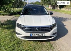 Седан Volkswagen Jetta 2018 в Ужгороде