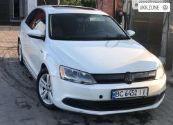 Седан Volkswagen Jetta VI 2013 в Львове