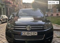 Внедорожник 5 дверей Volkswagen Touareg II 2011 в Черновцах