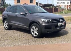 Позашляховик 5 дверей Volkswagen Touareg II 2012 у Києві