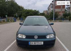 Volkswagen Golf 2002 в Староконстантинове
