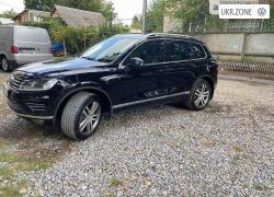 Внедорожник 5 дверей Volkswagen Touareg II 2013 в Дунаевцах