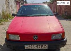 Универсал 5 дверей Volkswagen Passat III (B3) 1990 в Луцке