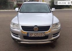 Внедорожник 5 дверей Volkswagen Touareg I Рестайлинг 2008 в Киеве