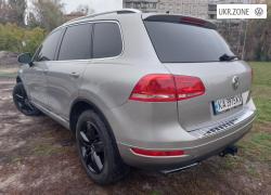 Внедорожник 5 дверей Volkswagen Touareg II 2011 в Киеве