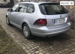 Універсал 5 дверей Volkswagen Golf VI 2011 у Львові