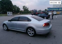 Седан Volkswagen Passat 2014 в Харькове