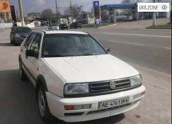 Седан Volkswagen Vento I 1993 у Дніпрі