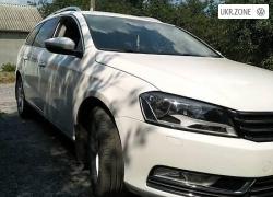 Универсал 5 дверей Volkswagen Passat VII (B7) 2012 в Полтаве
