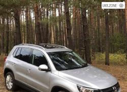 Внедорожник 5 дверей Volkswagen Tiguan I Рестайлинг 2012 в Киеве
