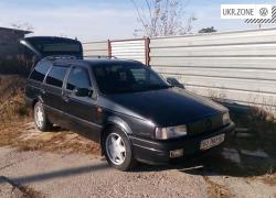 Универсал 5 дверей Volkswagen Passat III (B3) 1992 в Бродах