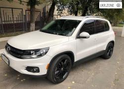 Внедорожник 5 дверей Volkswagen Tiguan I Рестайлинг 2013 в Днепре