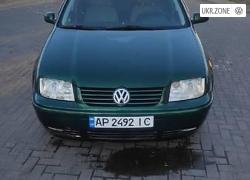 Седан Volkswagen Bora I 1999 в Запорожье