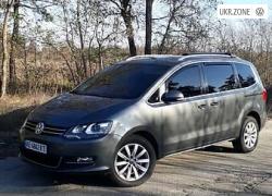Минивэн Volkswagen Sharan II 2012 в Каменском
