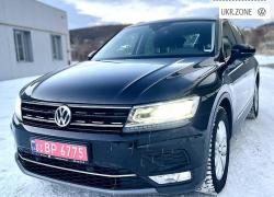 Внедорожник 5 дверей Volkswagen Tiguan 2016 в Мукачево
