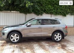 Внедорожник 5 дверей Volkswagen Touareg II 2013 в Киеве