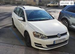 Универсал 5 дверей Volkswagen Golf VII 2015 в Киеве