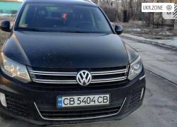Внедорожник 5 дверей Volkswagen Tiguan I Рестайлинг 2015 в Черкассах