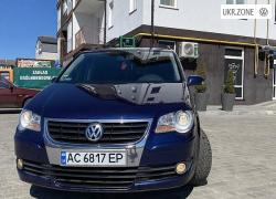 Компактвэн Volkswagen Touran I Рестайлинг 2008 в Ратном
