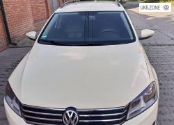 Універсал 5 дверей Volkswagen Passat 2014 у Харкові