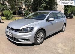 Универсал 5 дверей Volkswagen Golf 2017 в Житомире