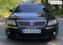 Седан Volkswagen Phaeton I 2004 у Умані