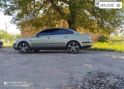 Седан Volkswagen Passat 2001 в Жолкве