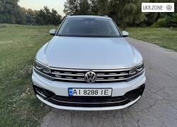 Позашляховик 5 дверей Volkswagen Tiguan II 2018 у Переяславі