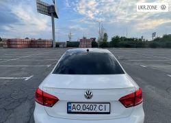Седан Volkswagen Passat 2015 в Ужгороде