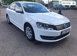 Седан Volkswagen Passat 2014 в Чернигове