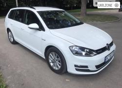 Универсал 5 дверей Volkswagen Golf VII 2015 в Львове