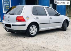 Volkswagen Golf 2000 в Теплике